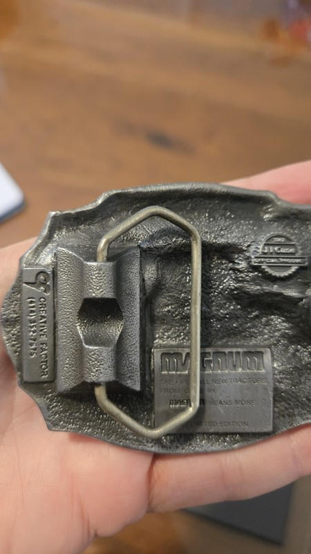 1987 CASE IH Magnum 7100 Series Pewter Belt Buckle LIMITED EDITION Tractor gallery