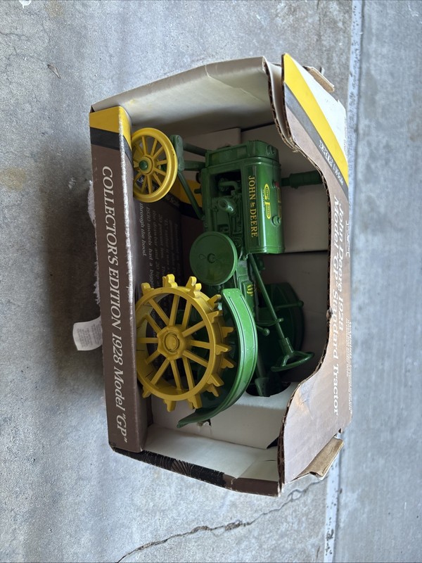John Deere 1928 Model GP Collector’s Edition Diecast Tractor 1/16 Agriculture