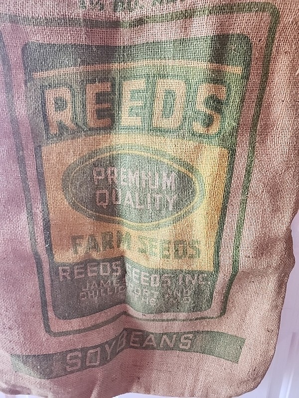 Vintage "REEDS FARM SEED" SOYBEANS 1 1/4 BU. Burlap Bag;MI. &IND. gallery