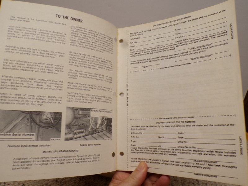 1978 International IH 715 Combine Dealer Operator's Manual 1 095 350 R2. 11-78 gallery