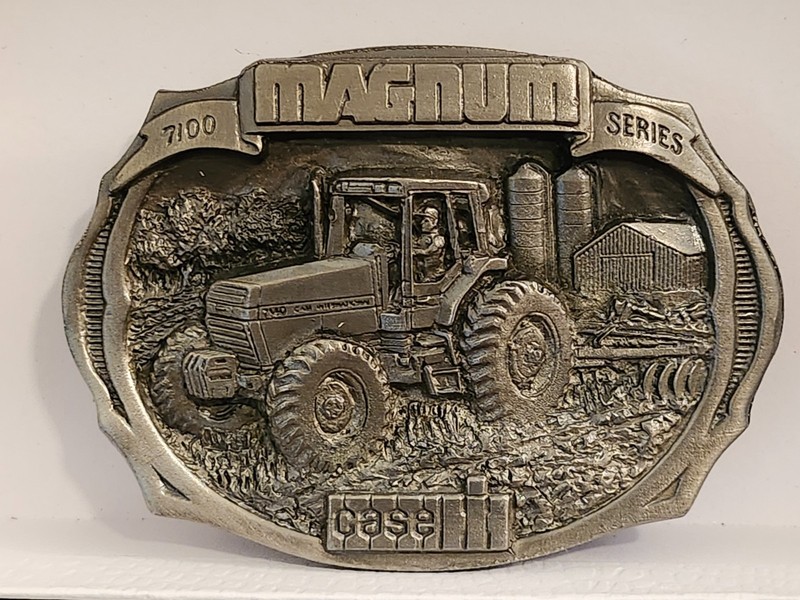 1987 Case IH 7100 Series Magnum Tractor Belt Buckle Limited Edition