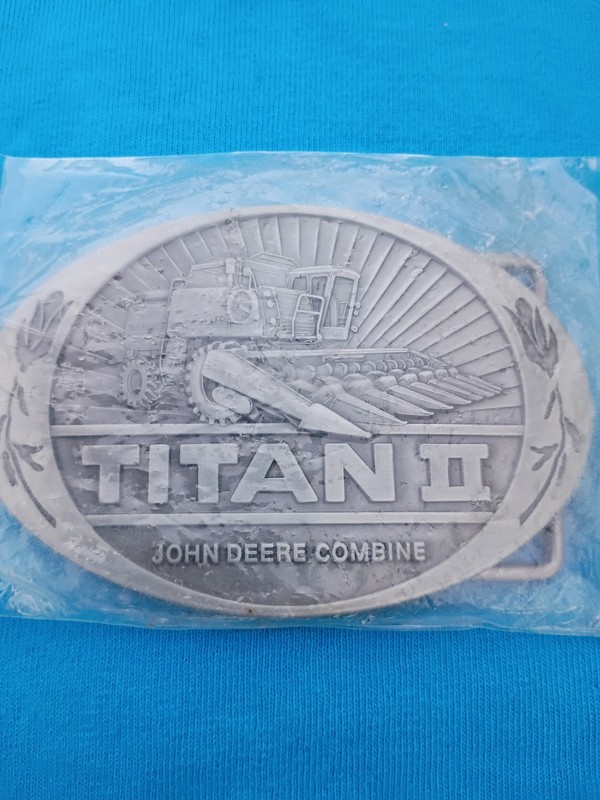 John Deere 1884 8820 Titan II Combine Belt Buckle New in Original Plastic