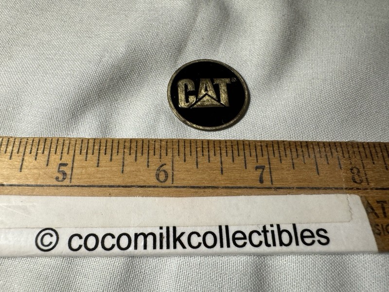 Vintage CAT Advertising Golf Golfing Ball Green Marker Caterpillar Farming Farm