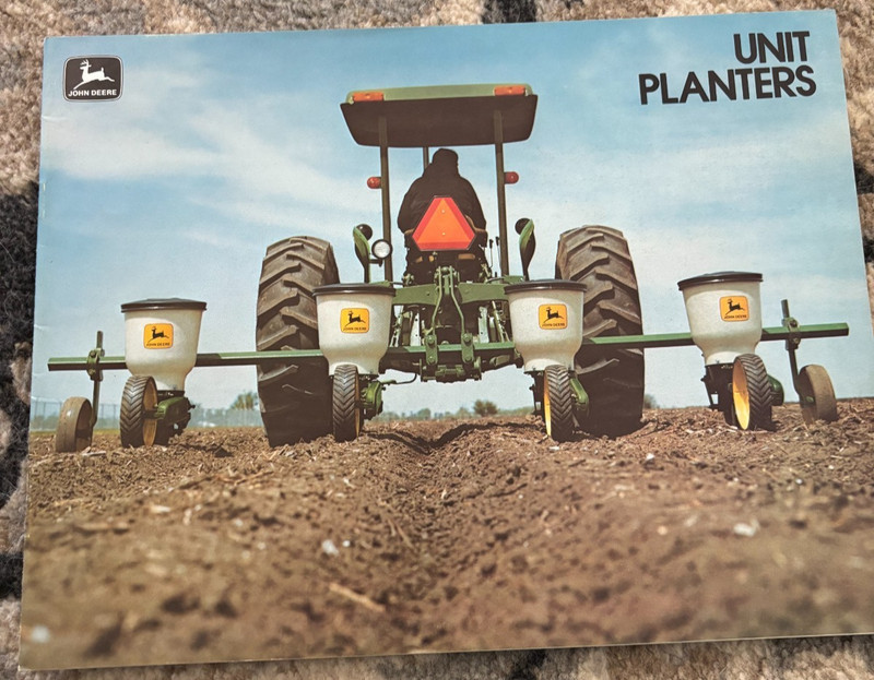 John Deere Unit Planters For 1977 Brochure AMIL26