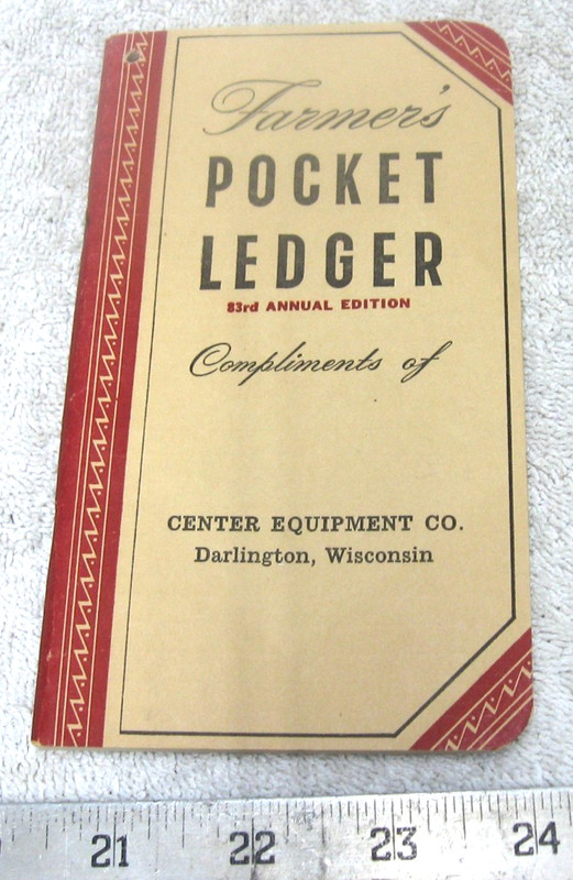 1946 – 1947 JOHN DEERE POCKET LEDGER BROCHURE CENTER EQUIP DARLINGTON WI