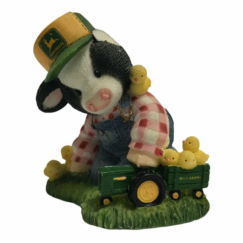 NIB Mary’s Moo Moo “Here A Chick,There A Chick, Everywhere a Chick Figurine 1999