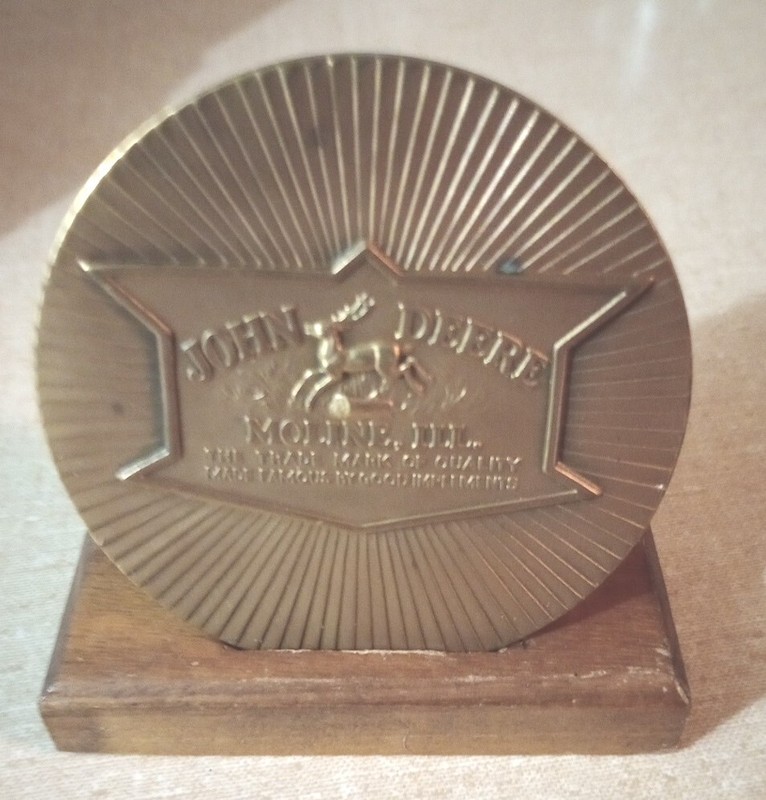 Metallic Bronze 1985 John Deere Tractor Calendar Medallion w/ Wood Stand VTG