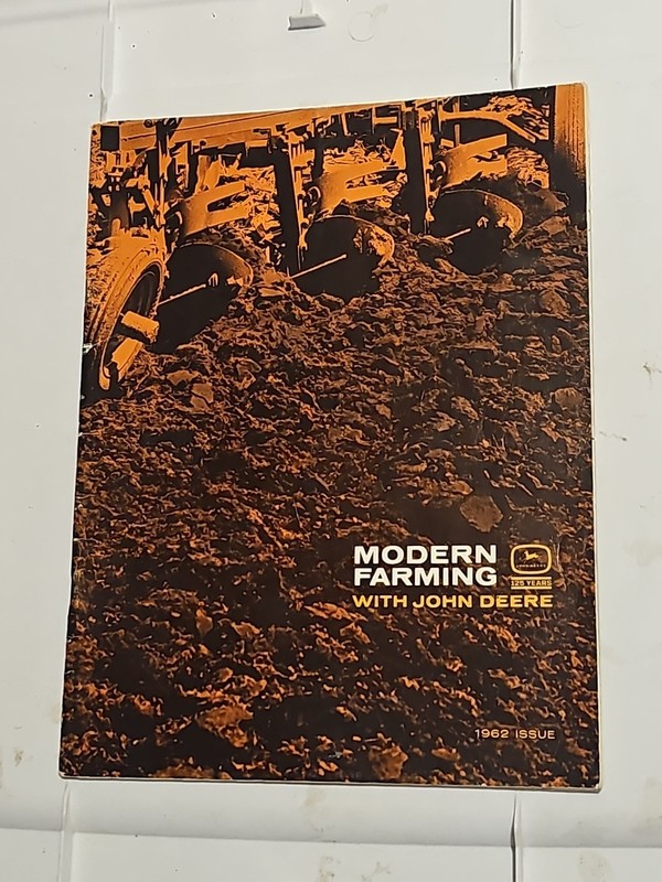 1962 John Deere Modern Farming sales brochure Buyers Guide
