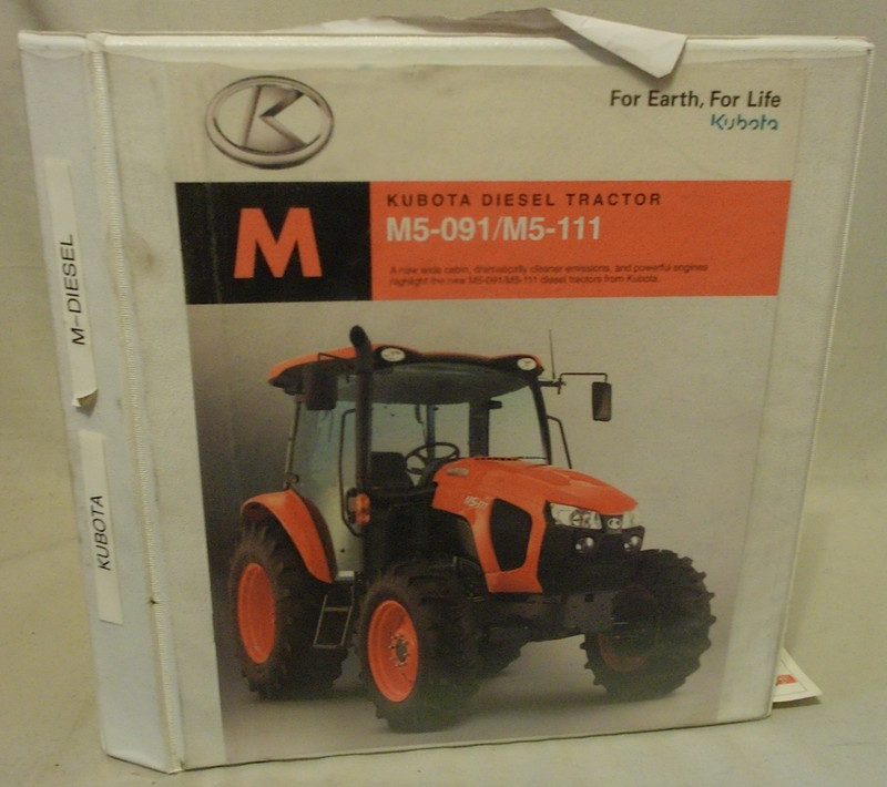 2015 -Kubota- M5-091 M5-111 Diesel Tractor Operators Service Manual Binder