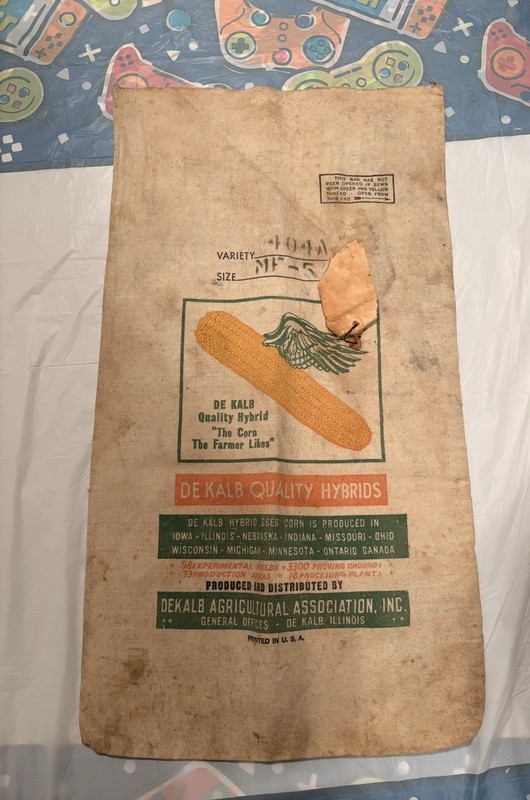 VTG DEKALB QUALITY HYBRIDS SEED CORN BAG 30″x 16.5″~Original Paper Tag