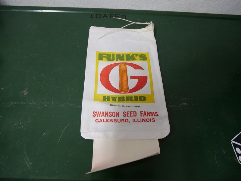 VTG FUNK’S HYBRID SEED CORN SAMPLE BAG SACK SWANSON SEED FARMS GALESBURG IL NOS