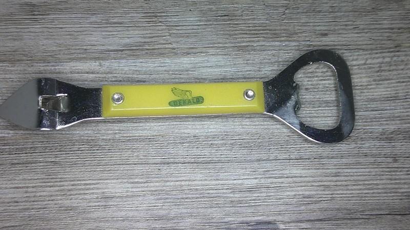 Dekalb seed co. advertising bottle & can opener give away to customers Z104
