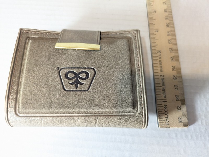 Vintage Pioneer corn Wallet Vinyl Advertising Country Farmer Bill fold