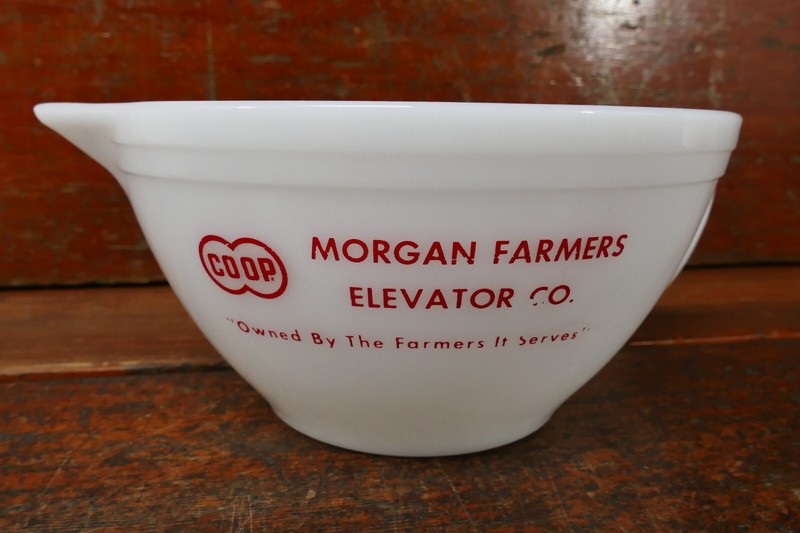 Vintage Morgan MN Farmers Elevator CO-OP Federal Glass Advertising Mixing Bowl