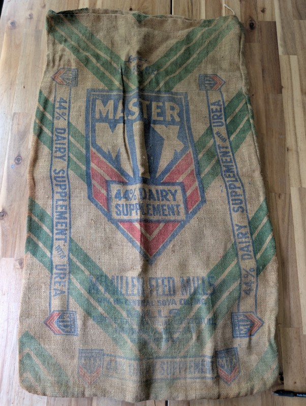Vintage Master Mix Master Blend 44% Dairy Supp McMillen Burlap 100lb Feed Sack