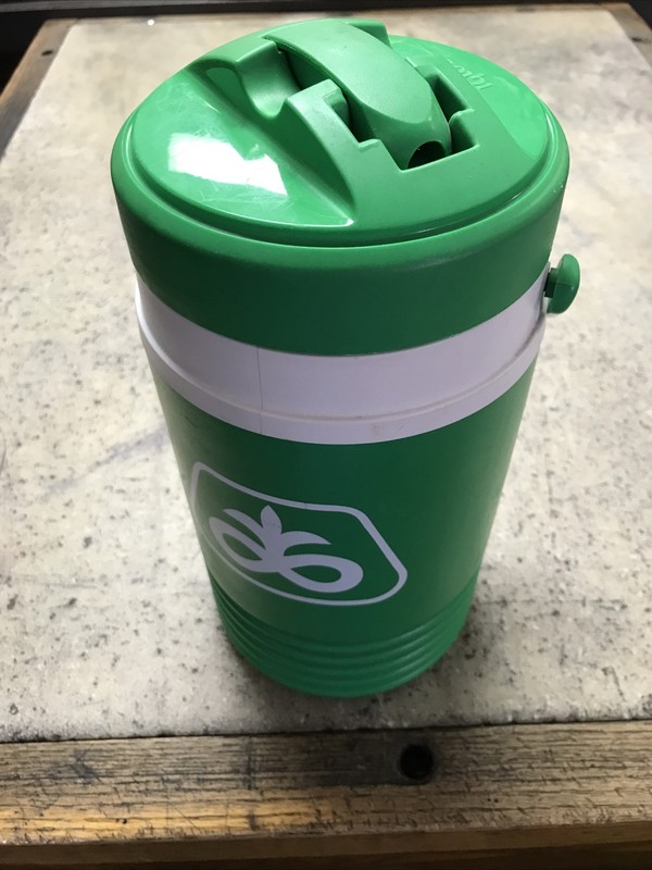 Pioneer Seed Corn Green Igloo Water Drink Jug Cooler 1/2 Gallon w Handle USA Vtg