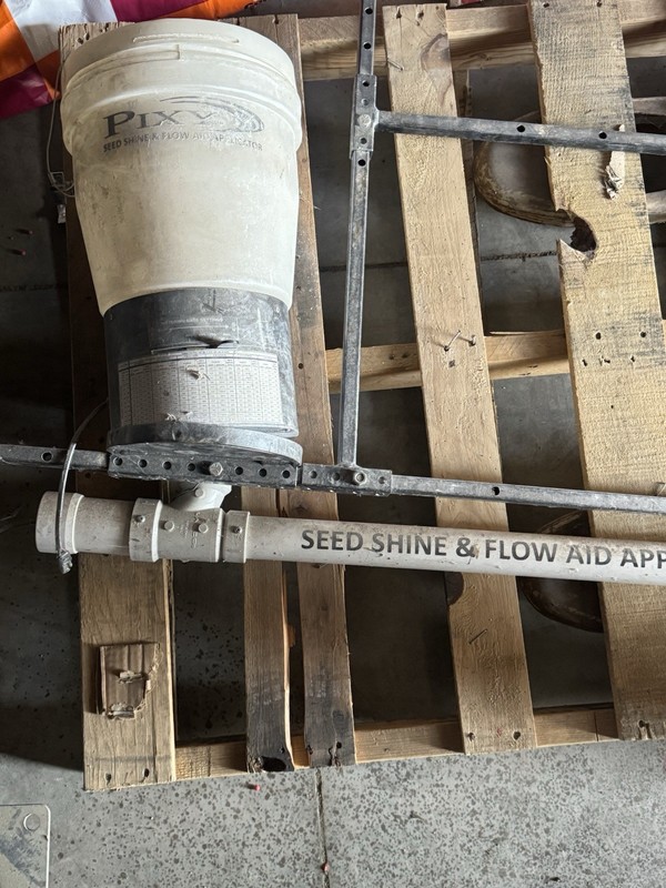 Pixy Dry Additive Feeder-Seed Treating-Soybean Inoculant- E-007