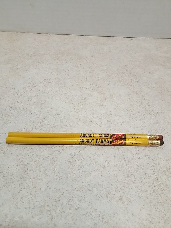 2 Adv. Pencils ARCADY FARMS Milling Co.Chicago 6 Il. Farm , Feeds, Agricultural