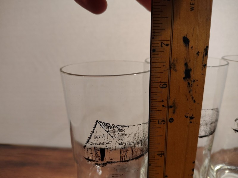 Moor-Man's Set of 4 Vintage Farm Barn 1885 Advertising Drinking Glasses 15 Ounce gallery
