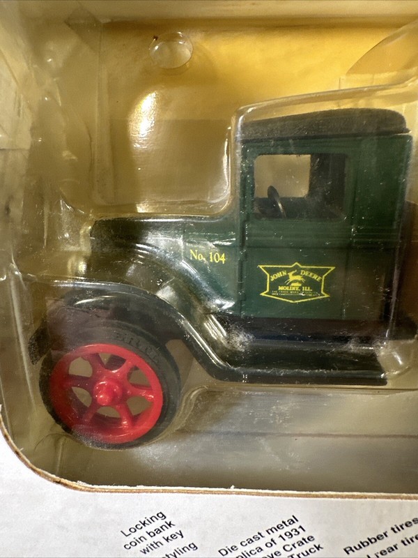 1991 Ertl John Deere Truck Bank Hawkeye Crate Delivery NEW 1/34 Made USA #5687 gallery