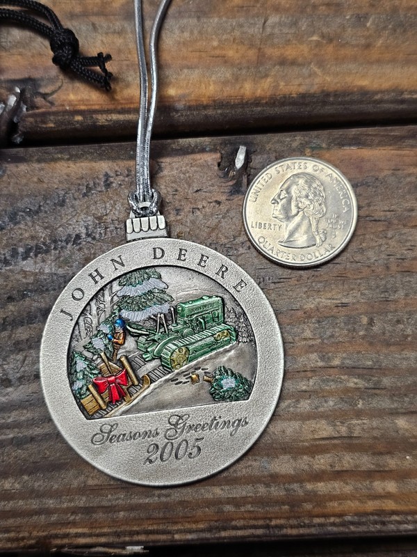 #10 in Series – 2005 John Deere Pewter Christmas Ornament – Lindeman Crawler USA