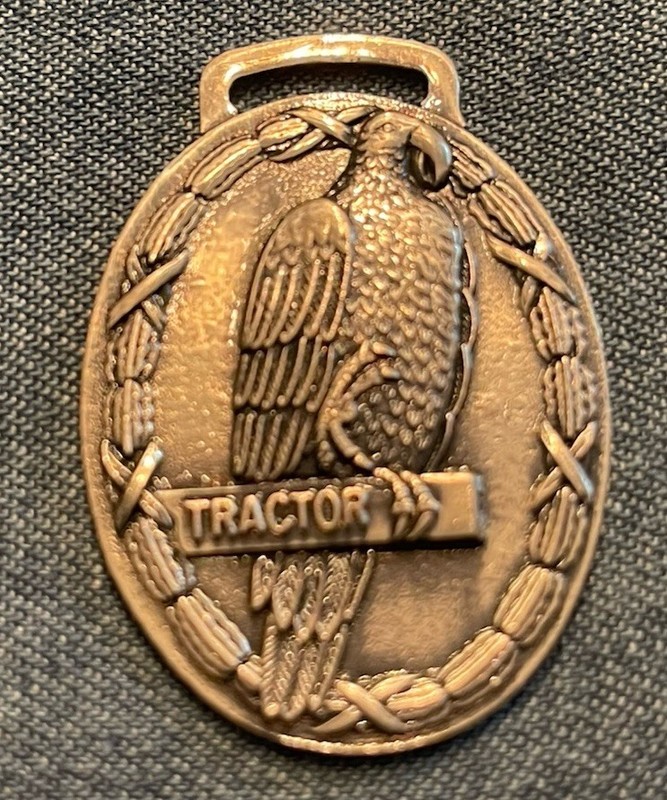 Parrett Tractor Co Pocket Watch Fob 25th National Show 1989 Hoover’s Parrot Bird