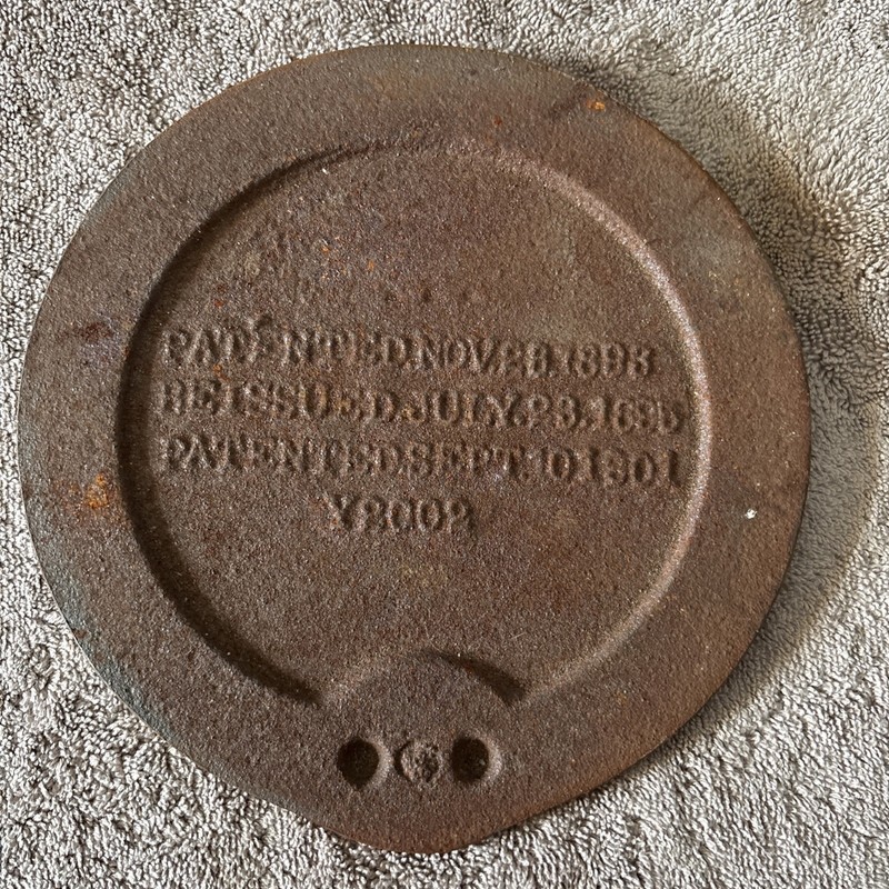 Deere & Mansur Company Reproduction Cast Planter Lid gallery