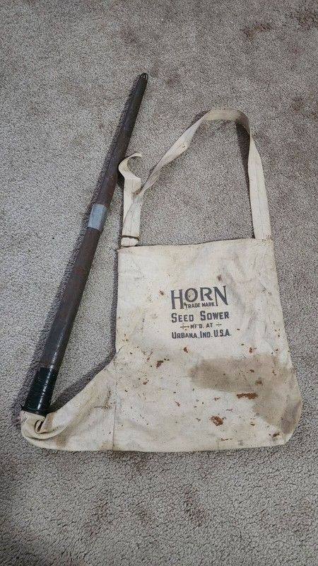 Vintage Sower Bag Horn Seed Corn Indiana Primitive Farm House Tool Garden Decor