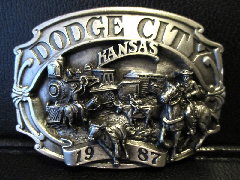 Dodge City Kansas Queen of Cowtowns 1987 Belt Buckle Texas Longhorn Cattle Drive