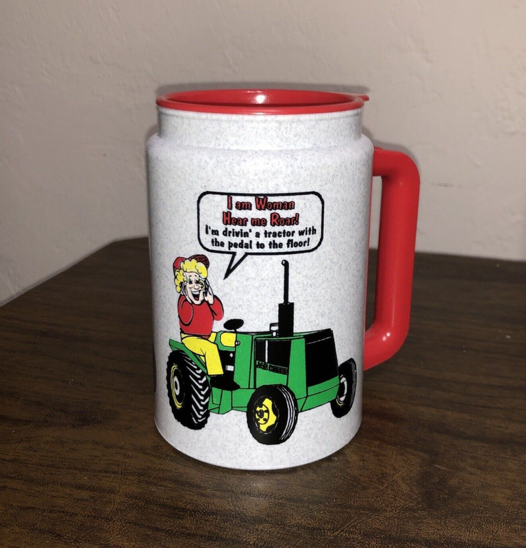 Farm Girl “I AM WOMAN HEAR ME ROAR” JAN DEERE Tractor WHIRLEY Insulated Mug