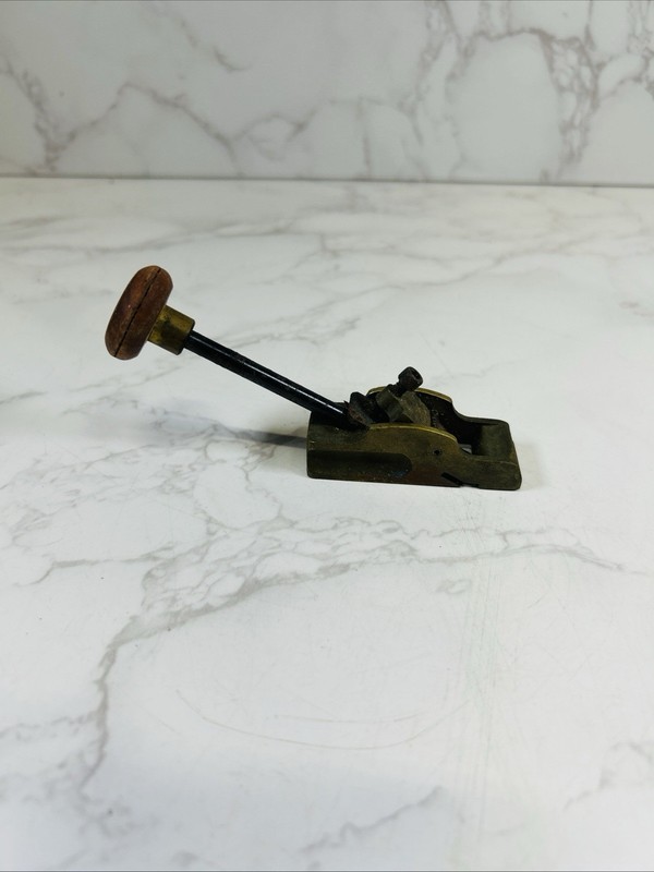 ANTIQUE CONOVER CO PARKMAN OHIO MINIATURE BRASS PLANE TOOL WOODWORKING MINI WOOD