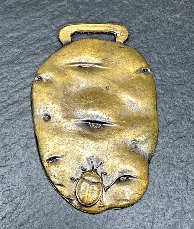 VINTAGE IRON AGE POTATO MACHINERY “THE POTATO” WATCH FOB WITHOUT ADVERT N809