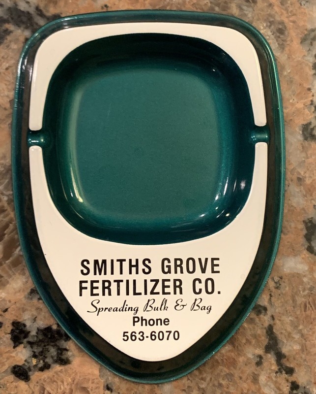 1950’s NOS Smith’s Grove Fertilizer Co. Spreading Bulk And Bag Metal Ash Tray