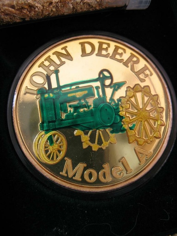 1-OZ.JOHN DEERE MODEL A TRACTOR FATHERS DAY GIFT.999 PROOF EDT SILVER COIN+GOLD