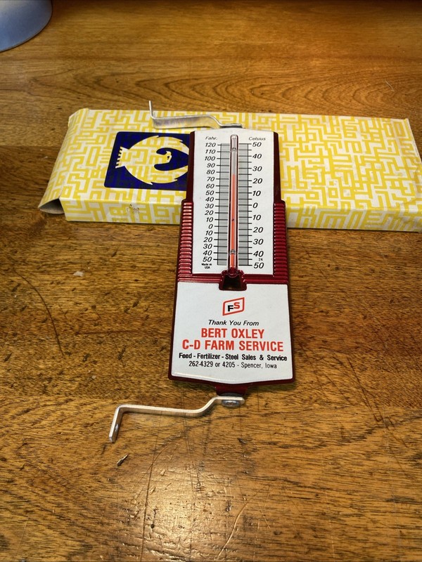 Vintage Fs Farm Service Thermometer Spencer Iowa Seed Corn Tin