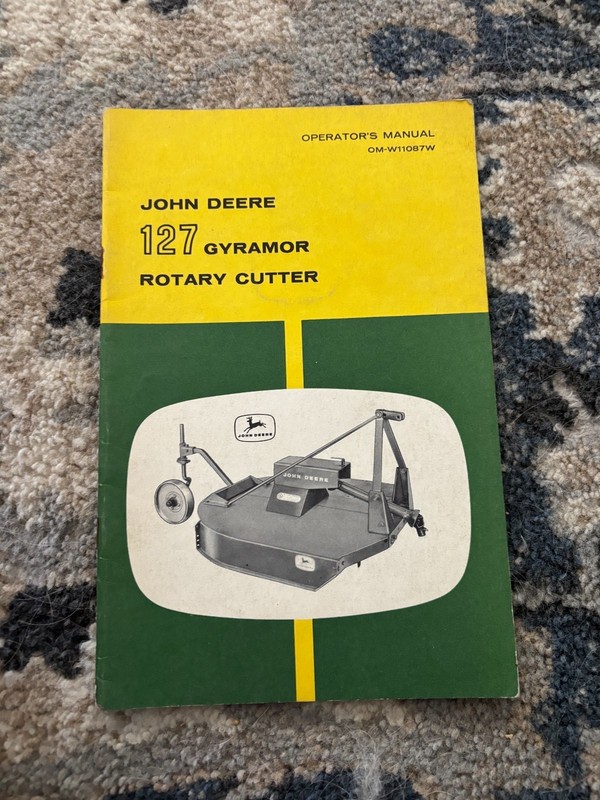 John Deere 127 Gryamor Rotary Cutter Operator’s Manual AMIL26